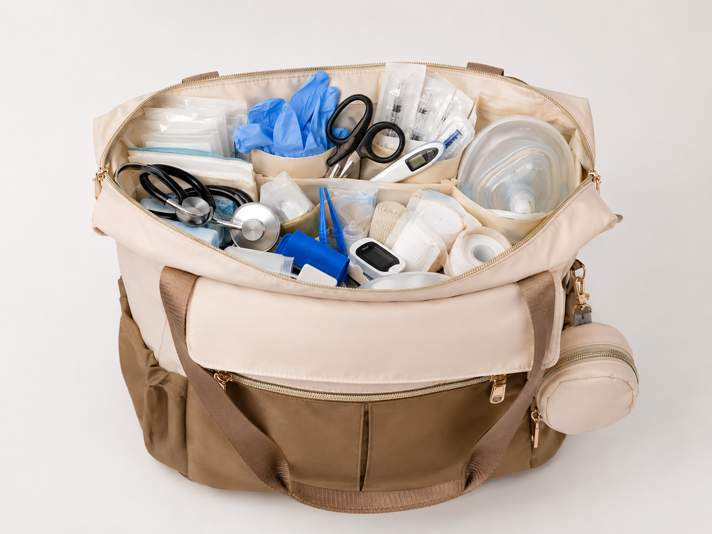 Wat zit er in de tas van een verpleegkundige? De complete checklist