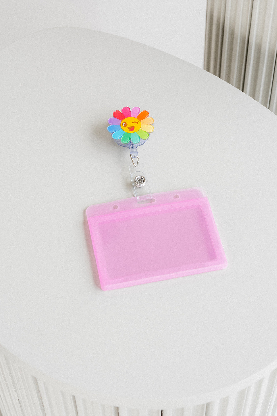 Bloemen badge en houder