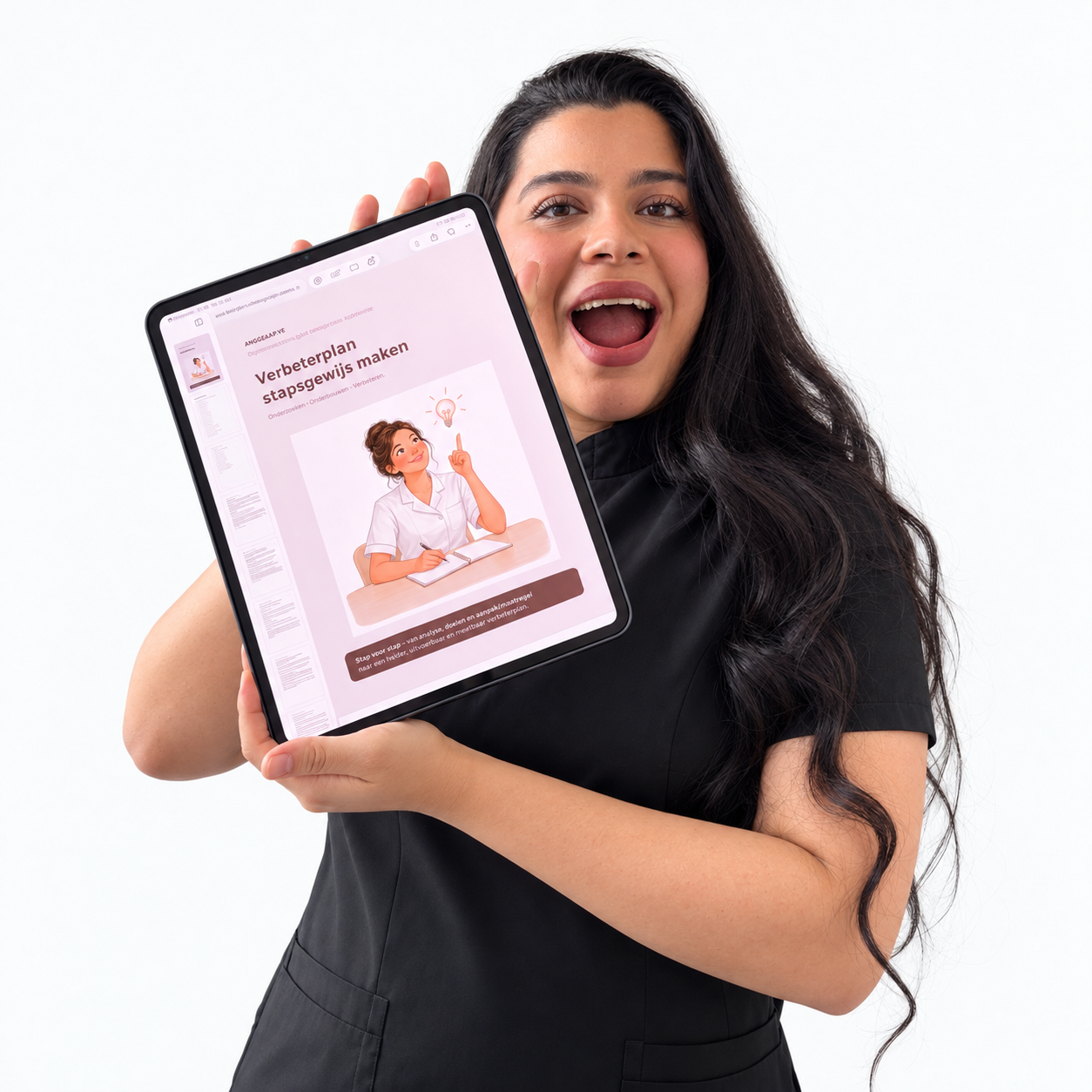 Enthousiaste_verpleegkundige_met_tablet_in_studio.png